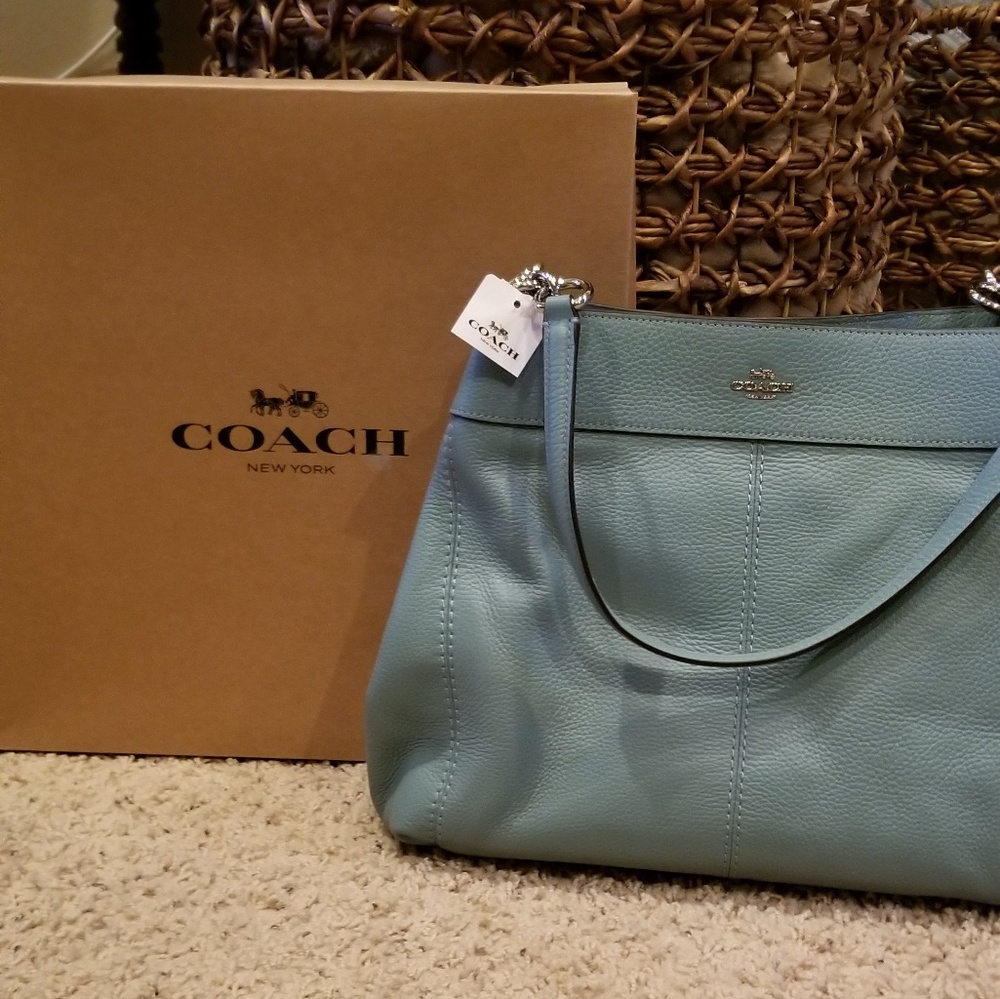 NEW WITH TAGS IN BOX Coach Purse